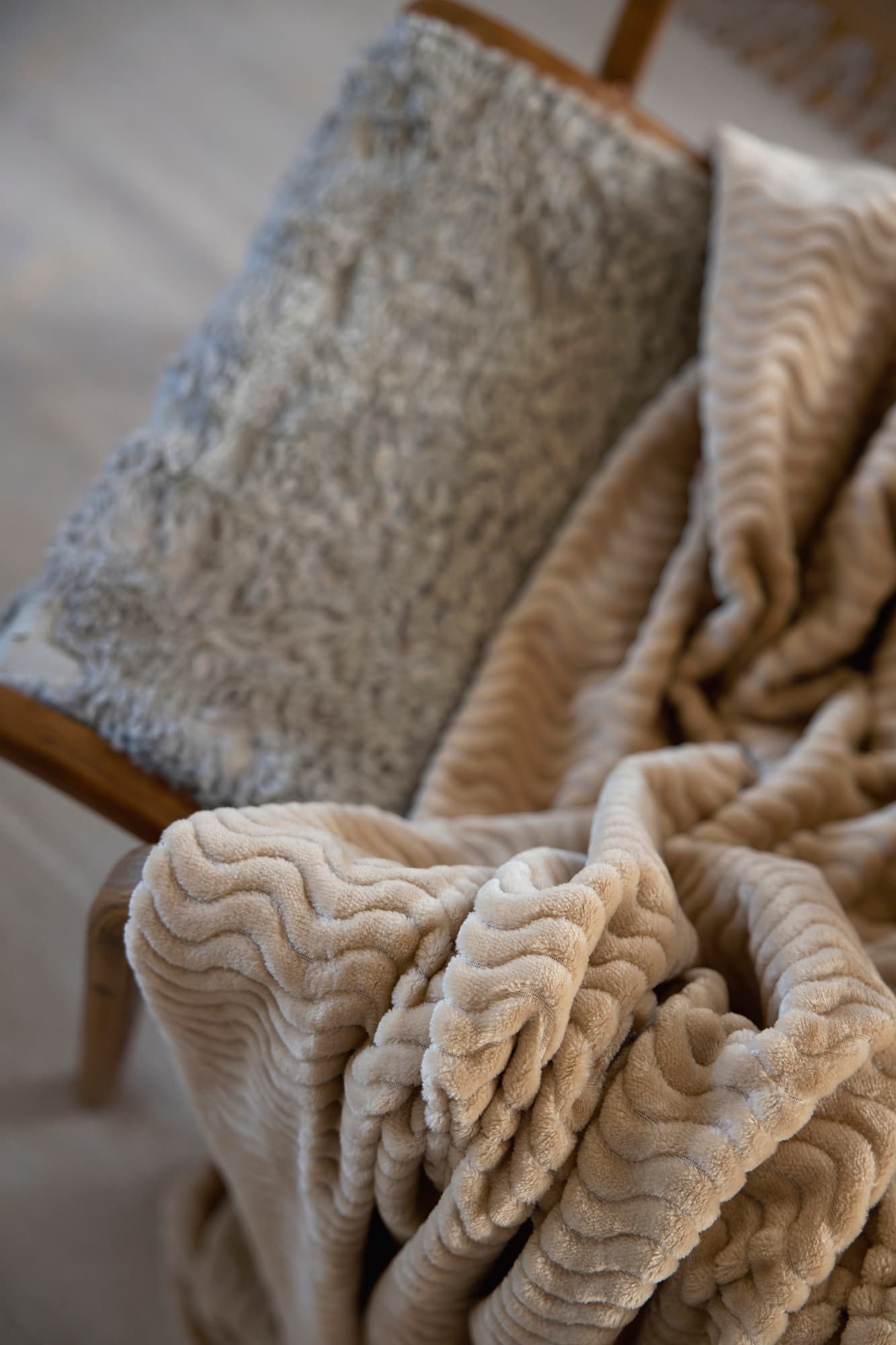 Agnes fleecepledd, beige – bilde 3